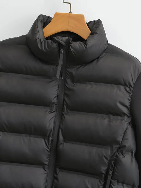Chaqueta corta de algodón moderna y versátil
